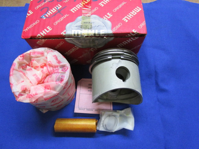 Kolben 73.0 125mm R60/2 Paar orig. "MAHLE" komplett mit Bolzen und Ringen orig. verpackt