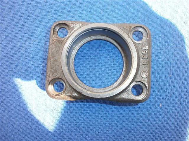 Lagerbüchse zur Nockenwelle R51/3,67,67/2,67/3,68,50,50/2,60,60/2,69,50S,69S gebraucht