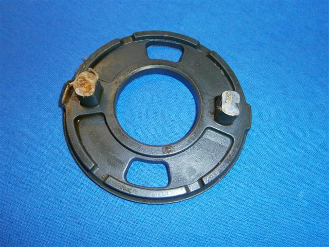  Entl&uuml;fterscheibe mit angegossenen Zylinderstiften  R50S,69S 
   