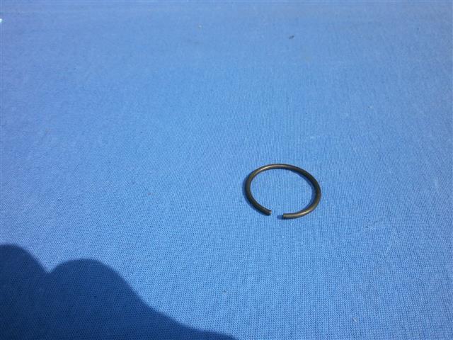 Sprengring zur Entlüfterscheibe R51/3,67,67/2,67/3,68,50,50/2,60,60/2,69,50S,69S