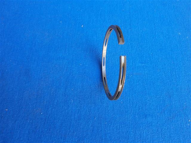 Kolbenring (Gleichfasenring Standard 67.00) 50/5 (NOS)