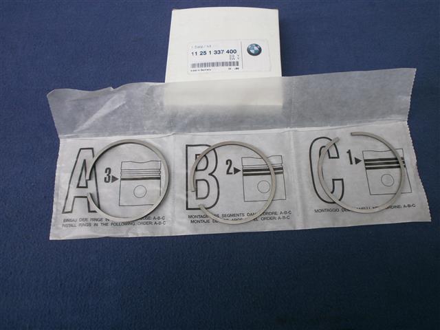 Kolbenring Satz R45 