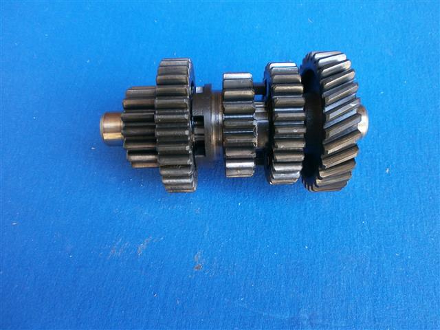 Zwischenwelle 15DEG 5 Gang Getriebe Boxer 1974 - 04/82 gebraucht auf Anfrage