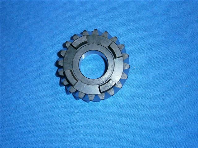 Zahnrad 5. Gang 6% schneller bis 04/82