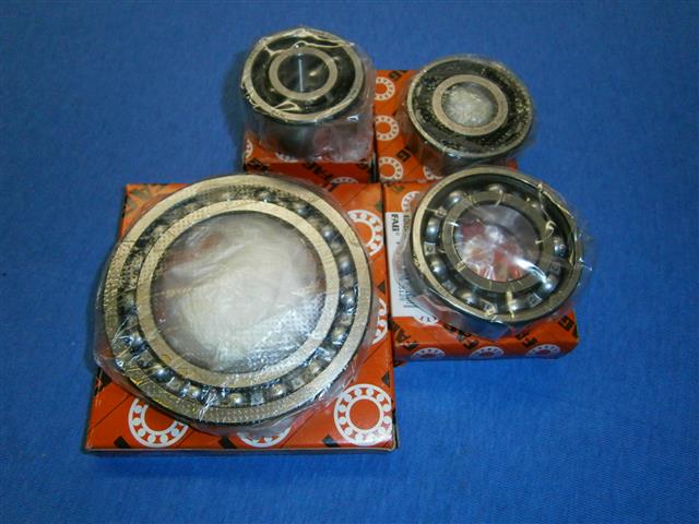 Lagersatz Achsantrieb R25,25/2,25/3 original FAG oder SKF