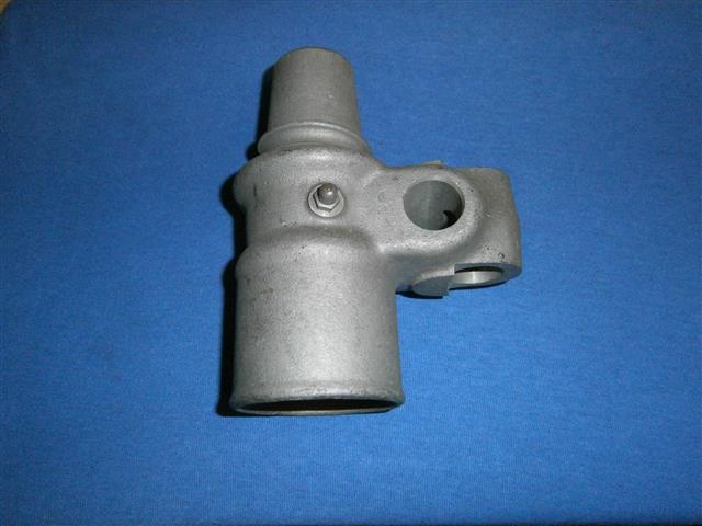 Achshalter hinten mit Büchsen R25/2 NOS