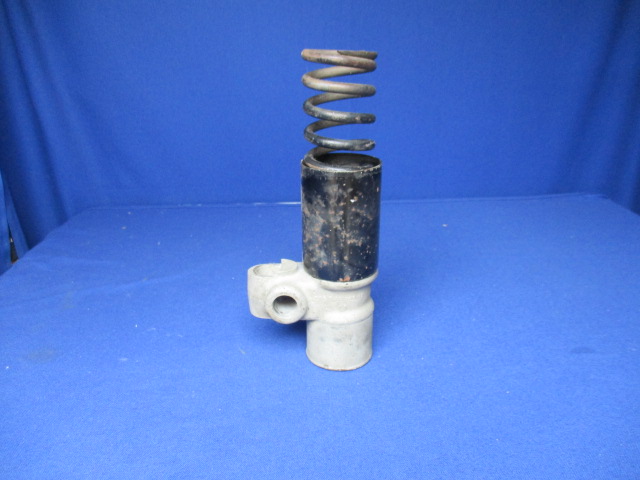 Achshalter hinten mit Hülse und Feder R25/3 gebraucht