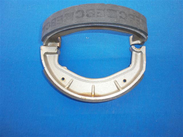 Bremsbacken 27,5mm breit Boxer ab 09/89  R65,65RT,80,80RT,R100RS/RT,R100GS,80GS,R100R,80R,Myst.80GS Basic (859)