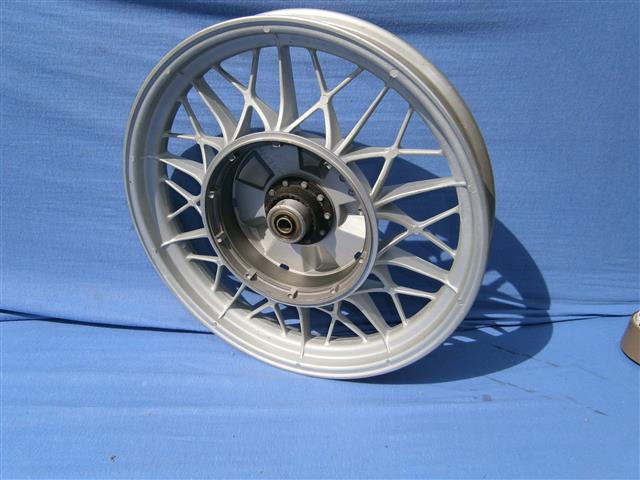Gußrad Boxer 1976-1984  hinten Trommelbremse