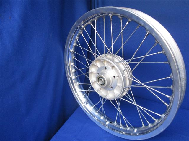 Speichenrad vorn 18 Zoll  R45,65,,65LS auf Anfrage