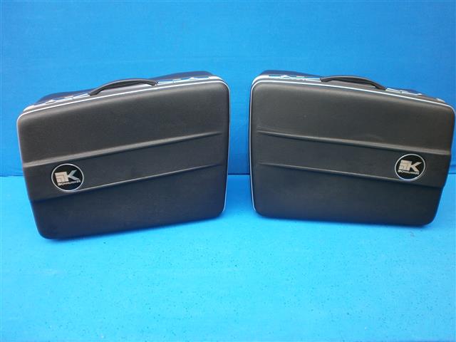 Koffer Satz 35L Krauser BMWs Boxer 1970-1985 komplett mit Schlössern
paßt an alle original Kofferhalter