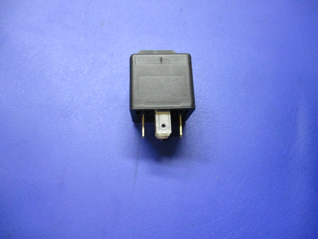 Relais Lichtschalter,Sirene,Warnblinkanlage /5/6/7 Boxer 1974-1985 neue Nummer 61321358198