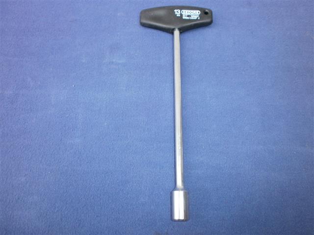 Gedore Steckschlüssel mit 2 K-T-Griff 13mm außenseckskant